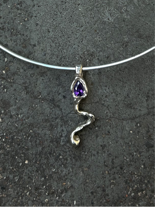 Aspis Choker